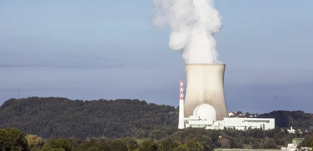 Sistem Keselamatan pada Pembangkit Listrik Tenaga Nuklir