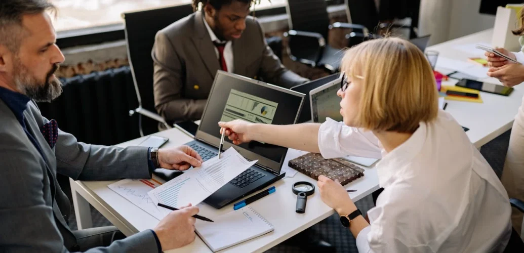 Strategi Meningkatkan Efektivitas Manajemen Kantor Secara Profesional