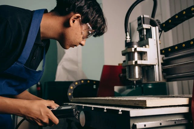 Teknik Monitoring Kondisi Mesin melalui Analisis Vibrasi Akurat